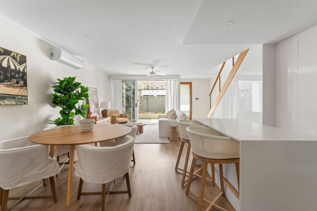 11/1 Vue Boulevard, Robina