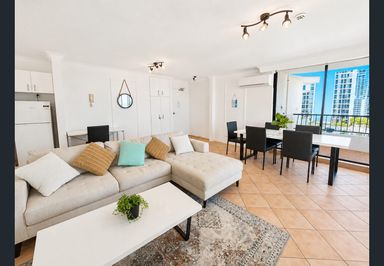 Photograph 2 of 45/38 Orchid Avenue, Surfers Paradise
